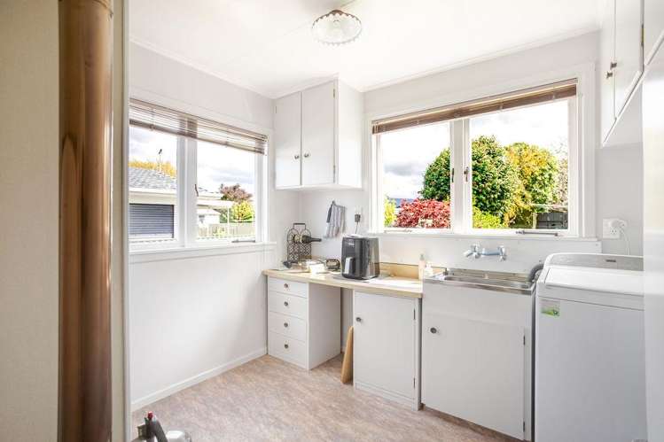 15 Maine Street Dannevirke_22