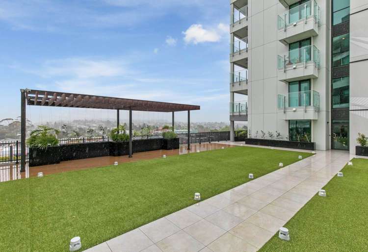 209/8 Waikumete Road Glen Eden_8