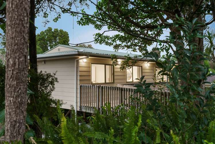 12a Seaton Road Murrays Bay_11