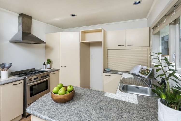 2/13 Manuka Road Bayview_10