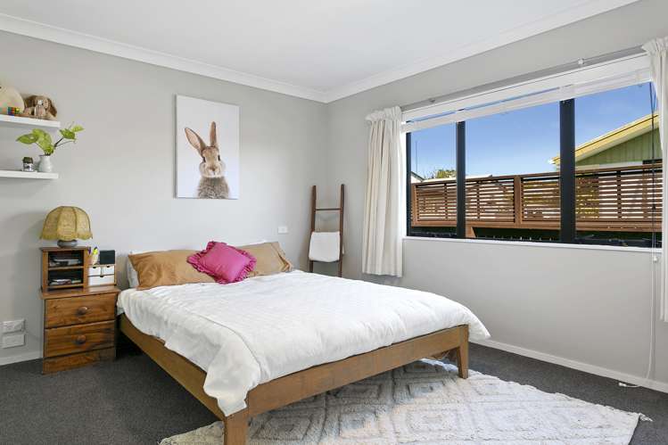 2/12 Laughton Street Taupo_9