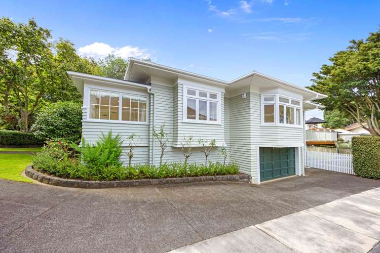 5 Crescent Road Epsom_1