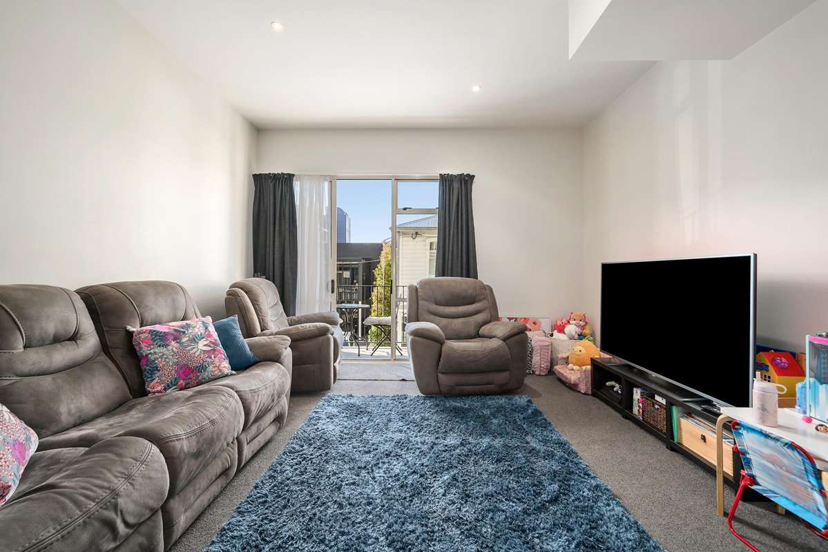 25/23 Tennyson Street_1
