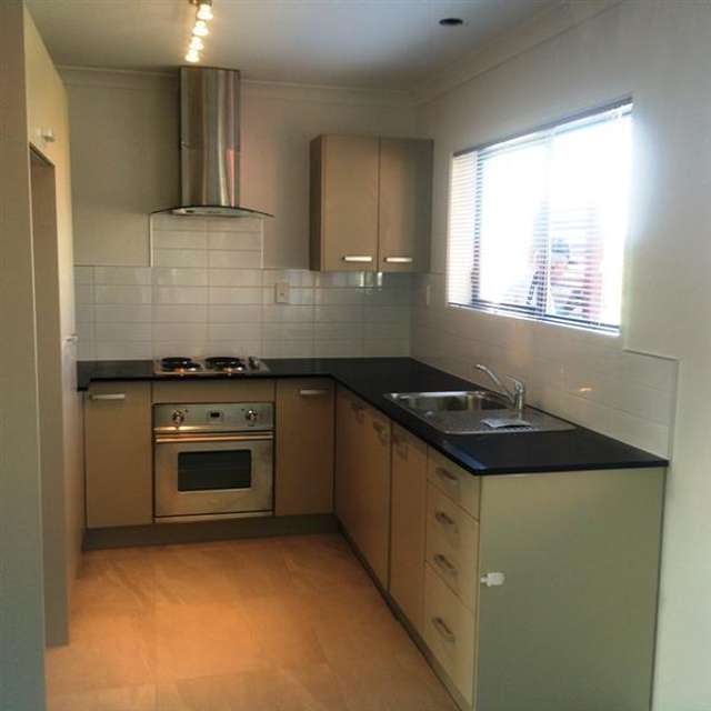 32 John Walker Drive Manurewa_1