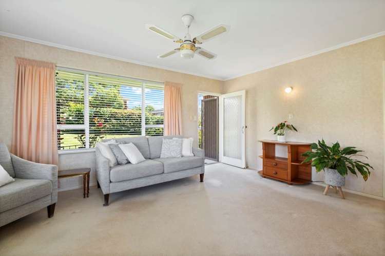 1/1 Bodi Place Te Atatu South_7