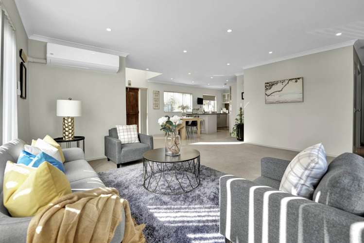 7 Agapanthus Place Flat Bush_11