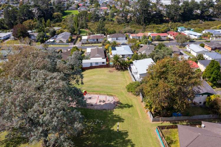 61 Ennis Avenue Pakuranga Heights_24