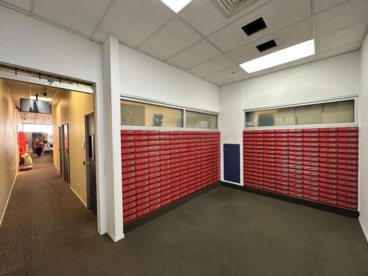 B7/192 Universal Drive Henderson_4