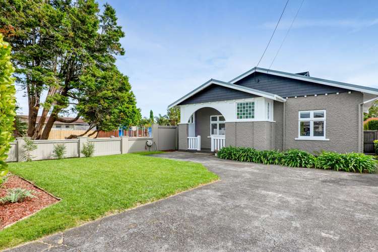 30 Wallace Place Westown_1