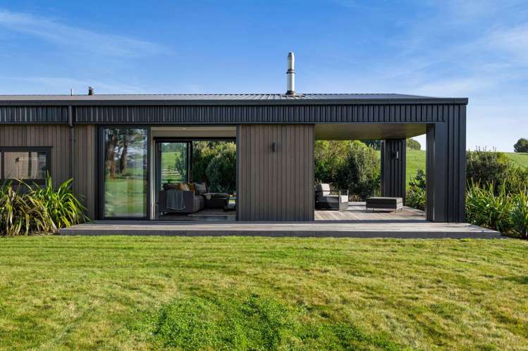 29 Washer Road Omata_30