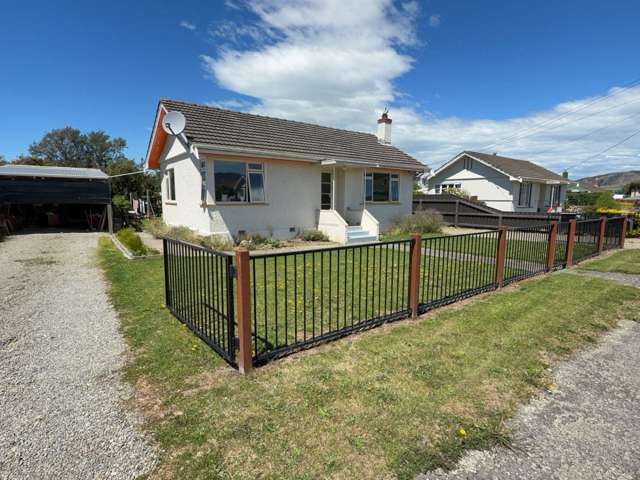 WAIMATE - 2 BED HOUSE, CARPORT, MOORHOUSE ST