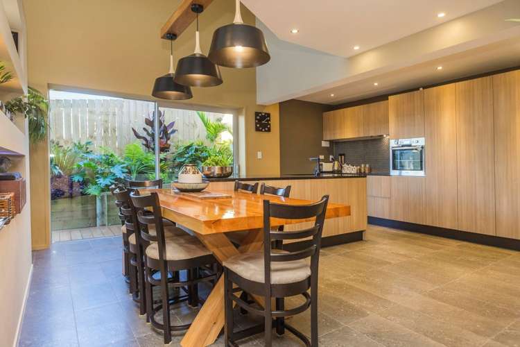 9a Chippendale Crescent Birkdale_9