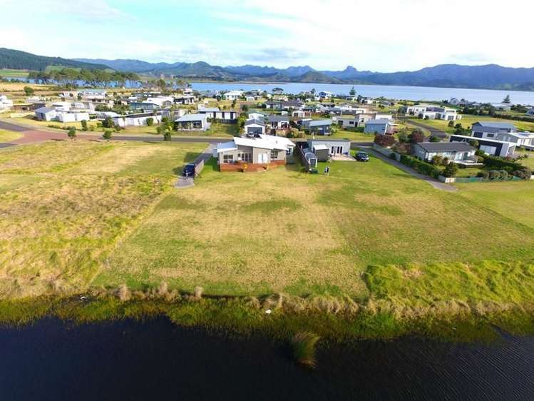 139 Karo Drive Matarangi_7