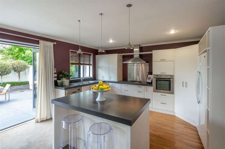 1 Caroline Way Northwood_8