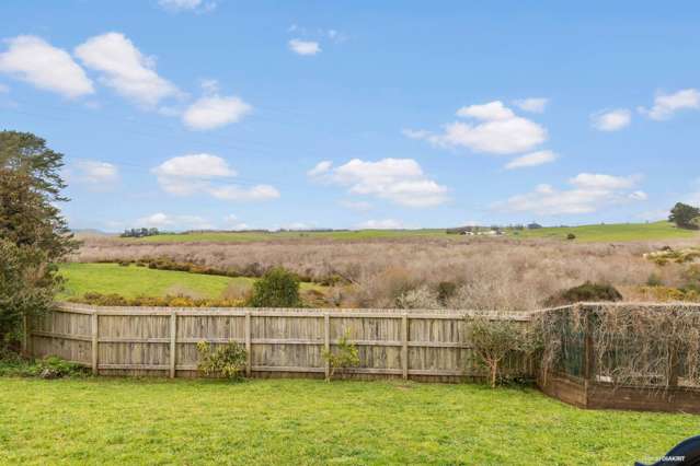 33 Heather Green Avenue Meremere_2