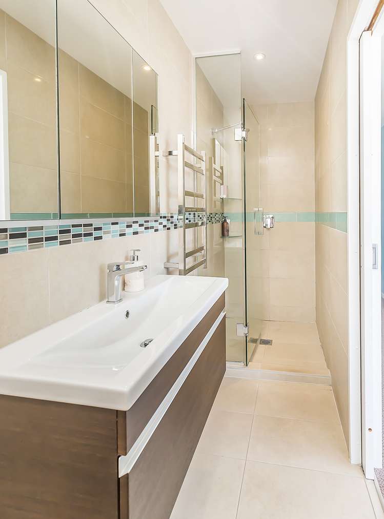 273 Queens Drive Lyall Bay_11