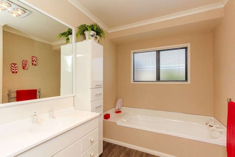 98 Queens Road Glen Avon_10