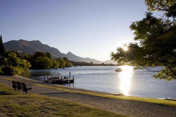 468 Peninsula Road Kelvin Heights_23