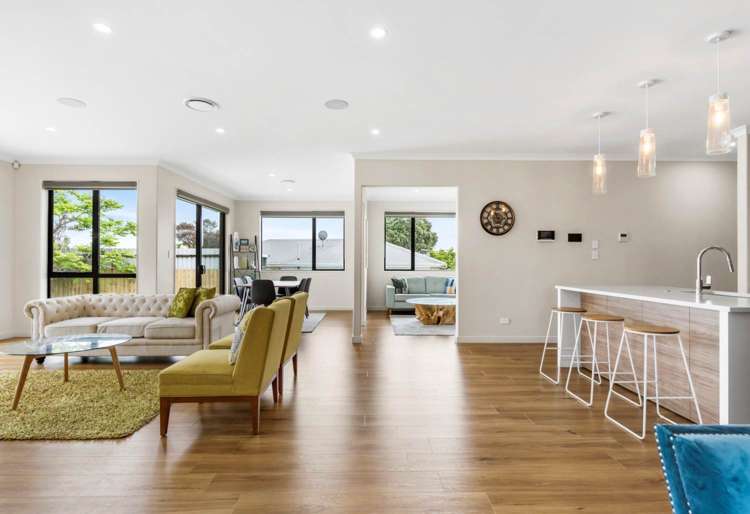 18 Laurelwood Avenue_1