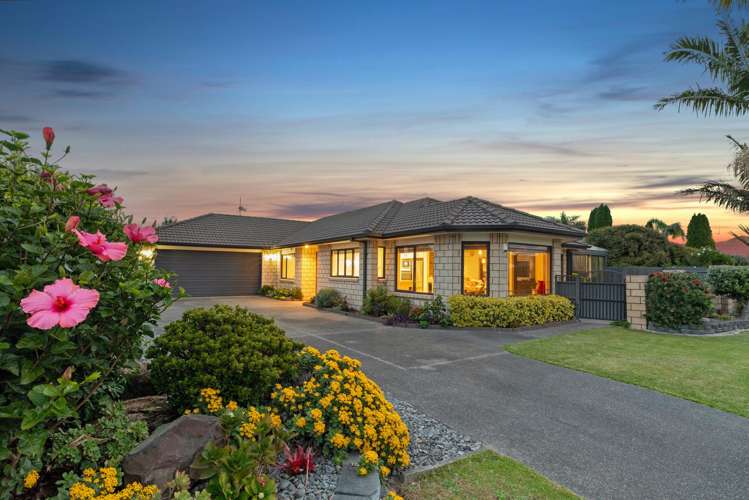 51 Beachwater Drive_0