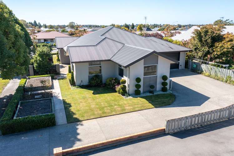1 Beauvais Place Allenton_17