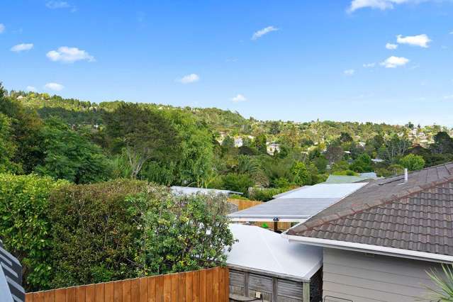 1/2 Onedin Place Titirangi_2