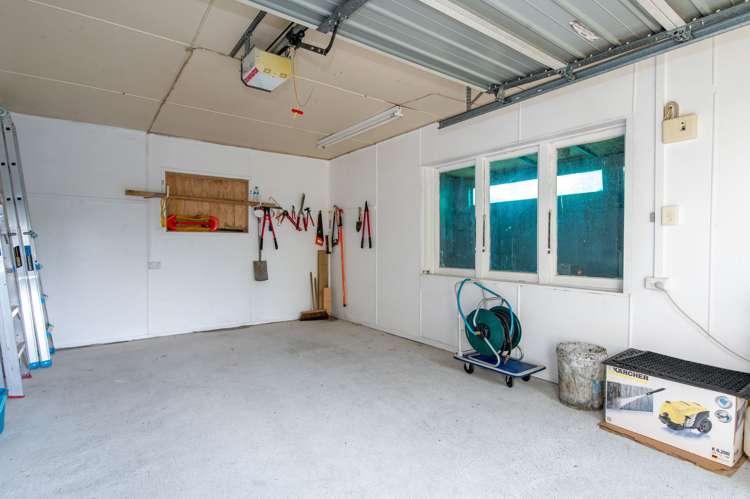 2/213 Tamamutu Street Taupo_17