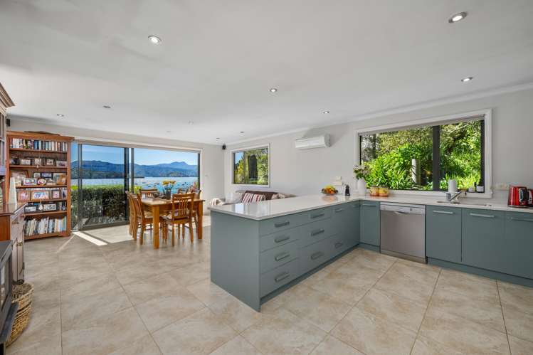354b Waikawa Road Waikawa_11