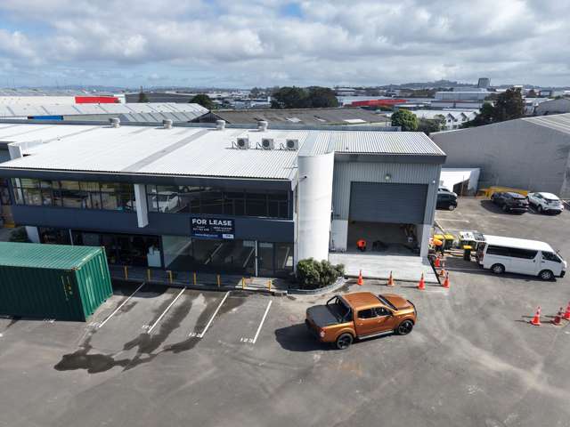 Well-connected Penrose industrial - 465sqm