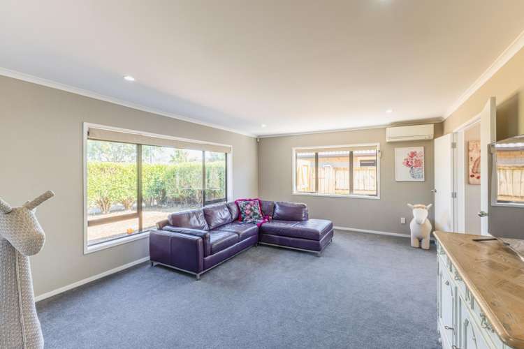 70 Farringdon Avenue Rototuna North_4
