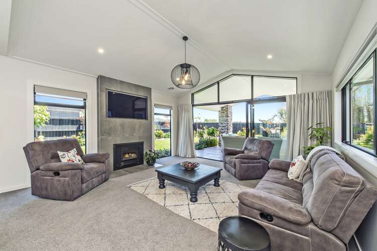 16 Vitalia Crescent Lincoln_7