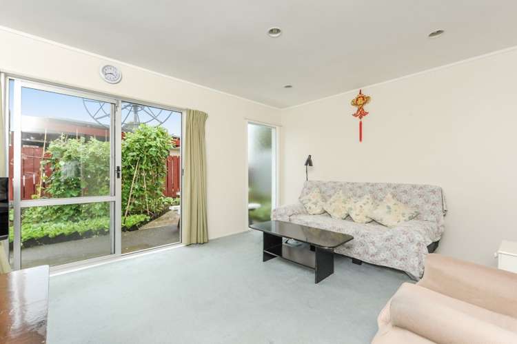 1/67a Spring Street Onehunga_3