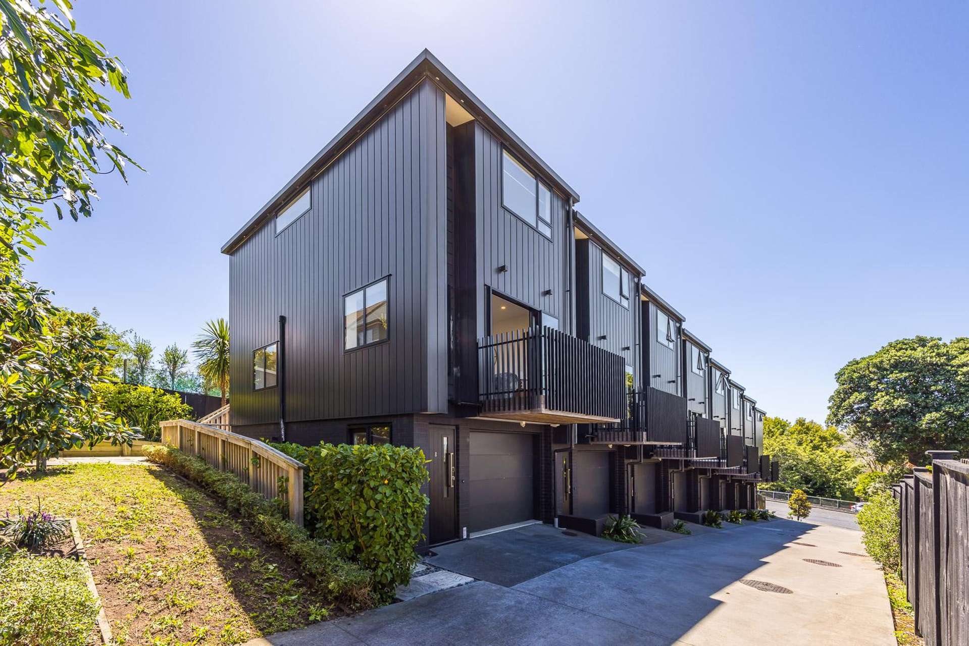 8/805 Riddell Road St Heliers_0