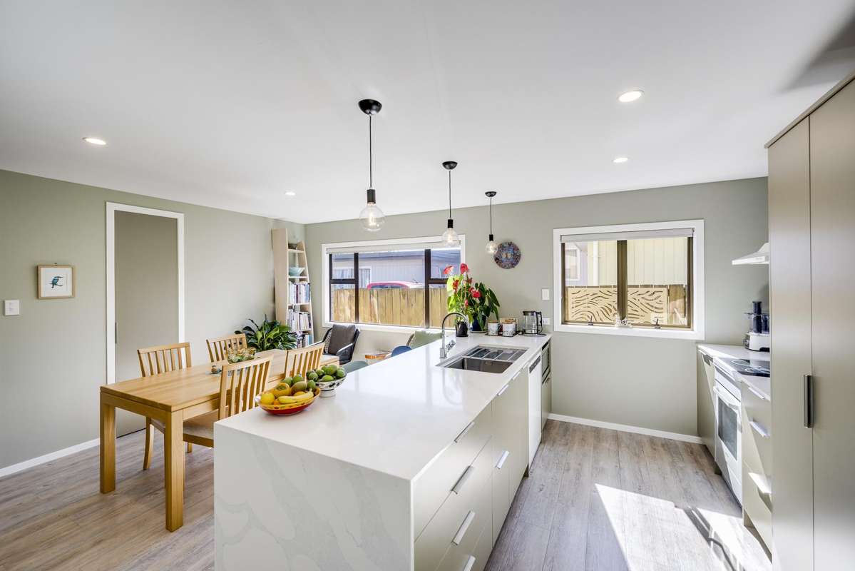 329 Westminster Avenue_1