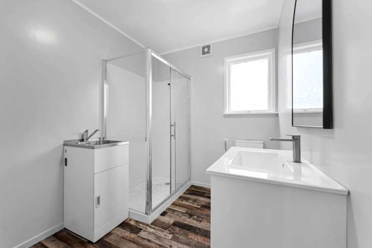 1/116 Beaumonts Way Manurewa_11