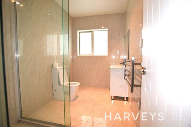 1/145 Tiriwa Drive Massey_2