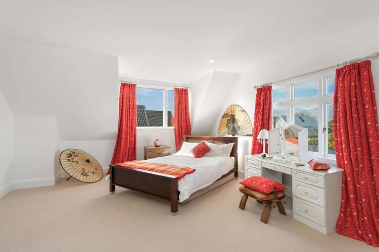 69 Office Road Merivale_15