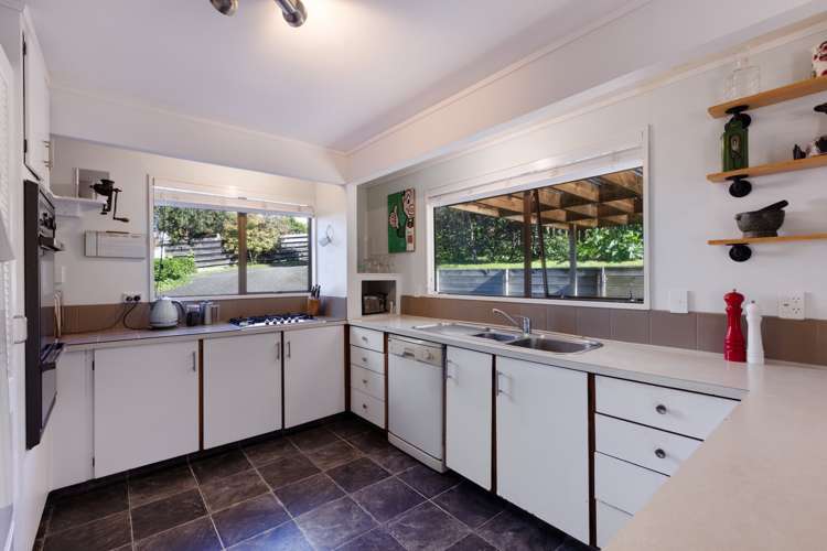 18 Resolution Road Welcome Bay_2