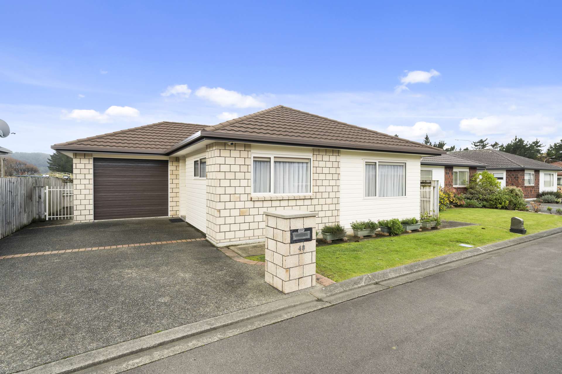 48 Woodland Mews Wainuiomata_0