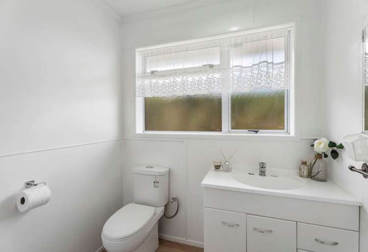 1/19 Hayr Road Three Kings_8