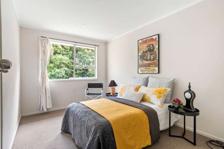 39 Onedin Place Titirangi_12