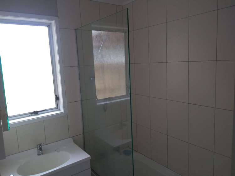 59 Chilcott Road Henderson_16