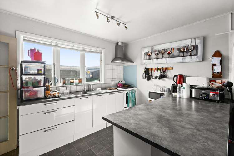 6 Wordsworth Crescent Maraenui_7
