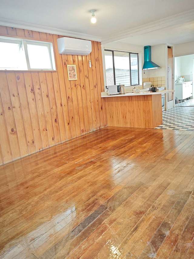 18 St Leonards Road Kelston_1