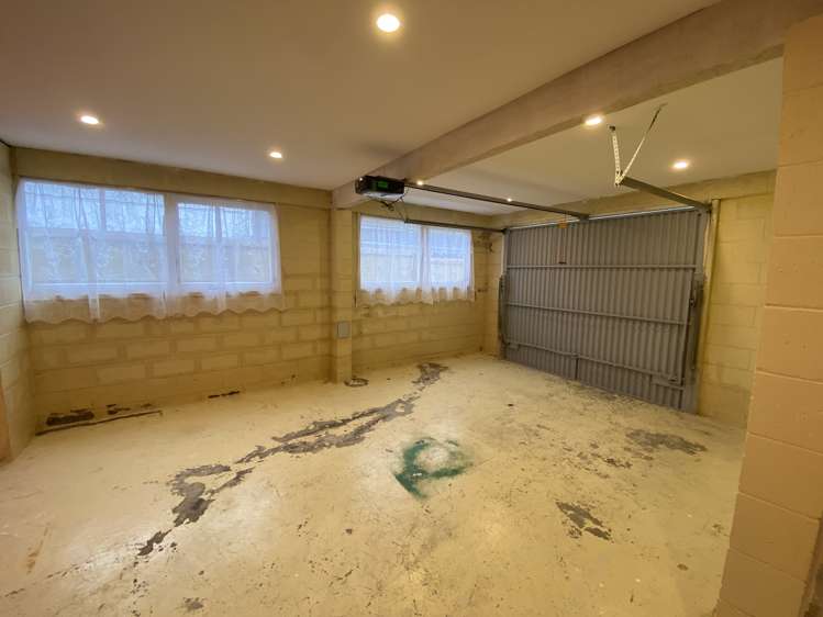 87 Royal View Road Te Atatu South_14