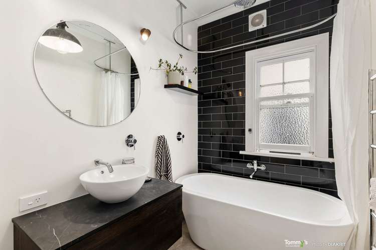 8 Salisbury Garden Court Wadestown_8