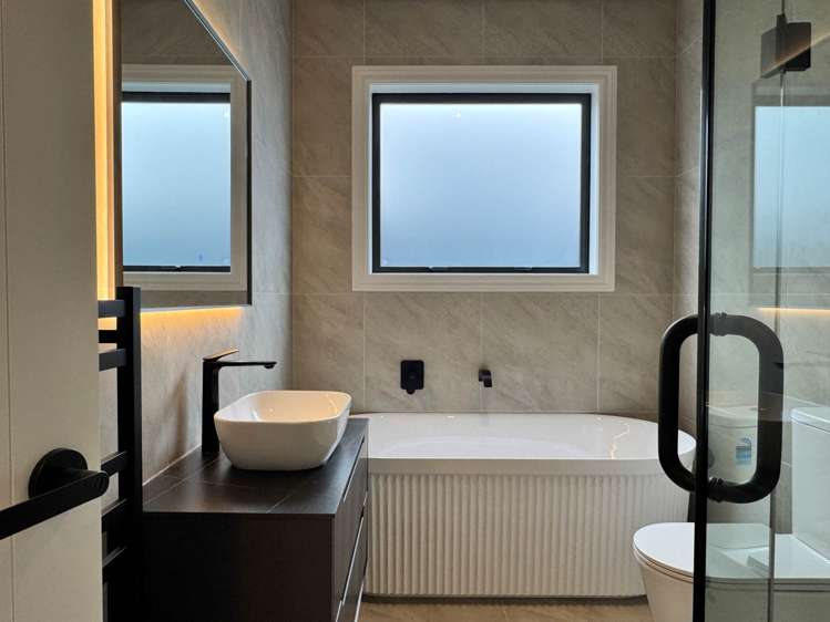 38 Tukutata Crescent Milldale_8