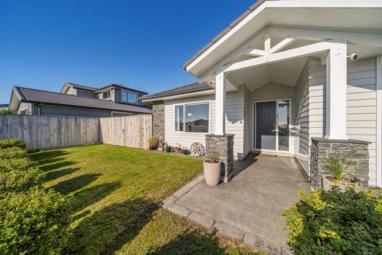 17 Waitaria Terrace Aotea_12