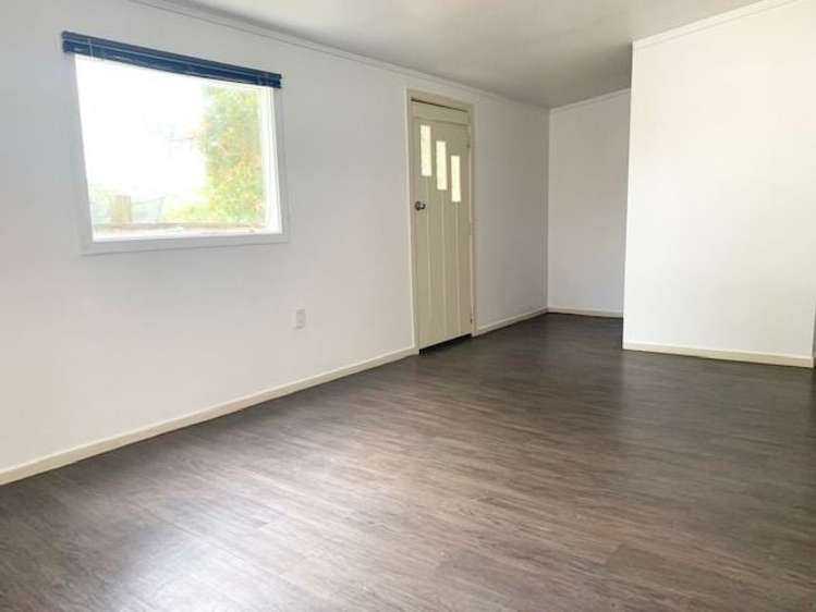 11A Netherlands Avenue Kelston_11