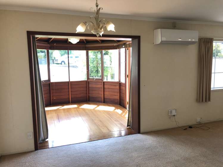 84 Granville Drive Massey_6